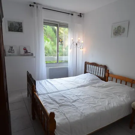 Appartement Plein Ciel - 5 Personnes Avec Piscine Sur La Corniche Fleurie A *