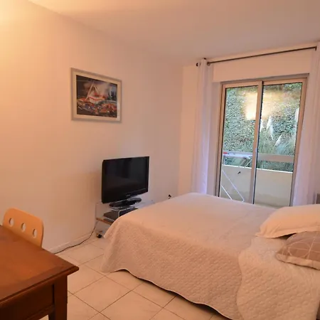 Plein Ciel - 5 Personnes Avec Piscine Sur La Corniche Fleurie A Apartment